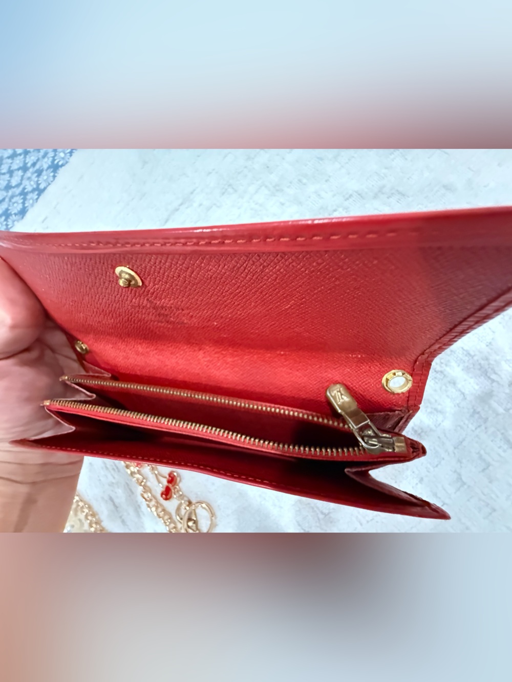 Louis Vuitton Epi Leather (long) Sarah Wallet in Brilliant Red/Red VGUC - Picture 10 of 13